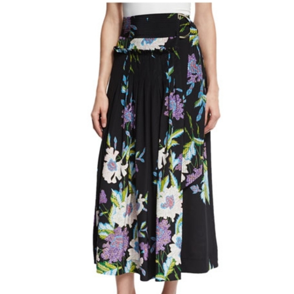 DVF D Ring silk floral wrap skirt 8 - Picture 1 of 9
